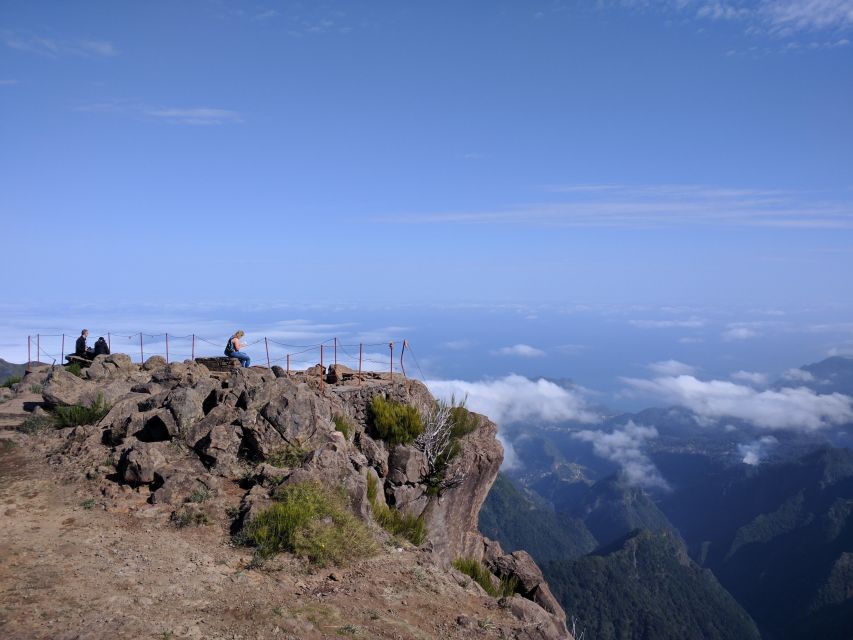 Madeira: Jeep tour Pico Areeiro, Santa Cruz and Cristo Rei - Who should book this jeep outing?