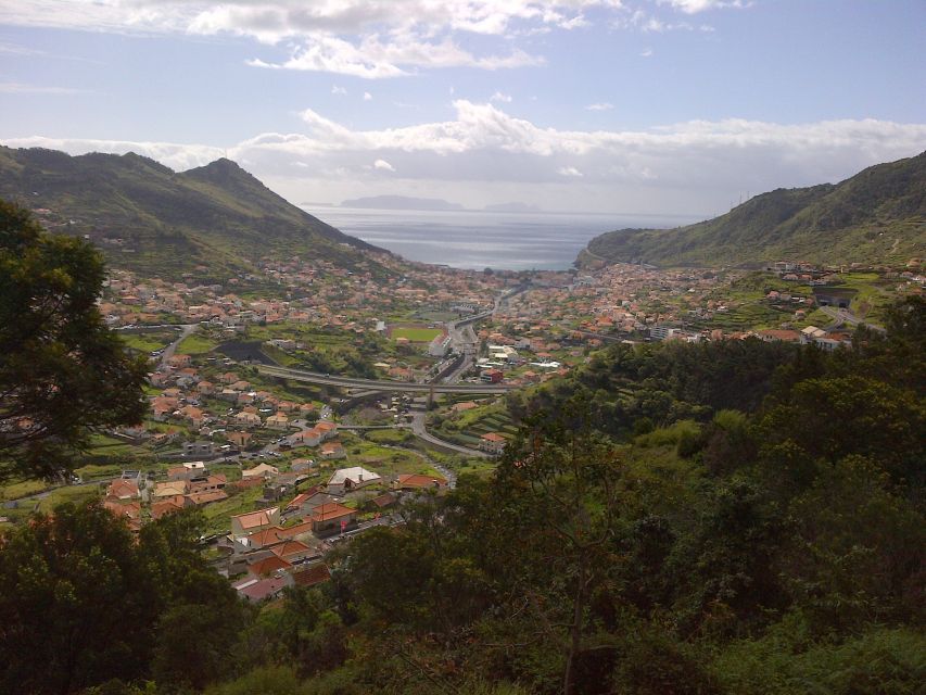 Madeira: Maroços Landscapes 2.5-Hour Guided Walk - What the guide adds to a simple walk