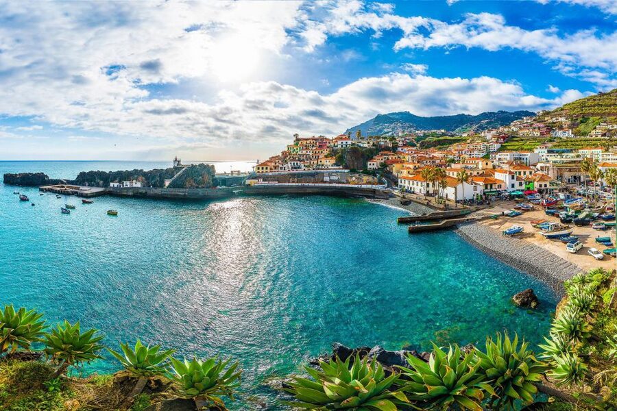 Madeira: Nuns Valley Half-Day Tour - Eira do Serrado and the view into Curral da Freiras
