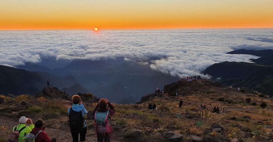 Madeira: Pico do Areeiro Sunrise Tour - The drive up to Pico do Areeiro