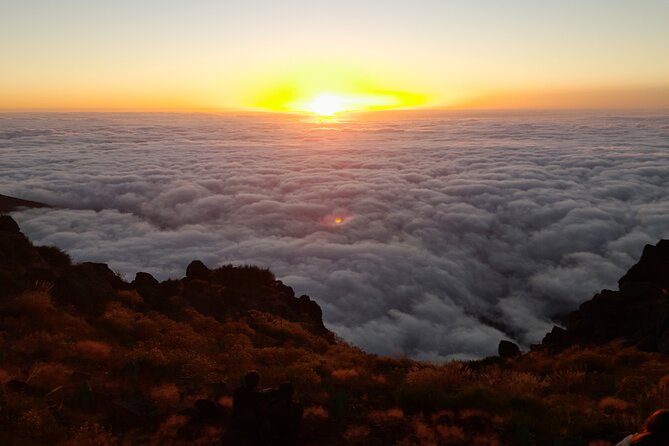Madeira Pico do Arieiro Sunrise Tour - The cold at 1,818 meters is the real preparation test
