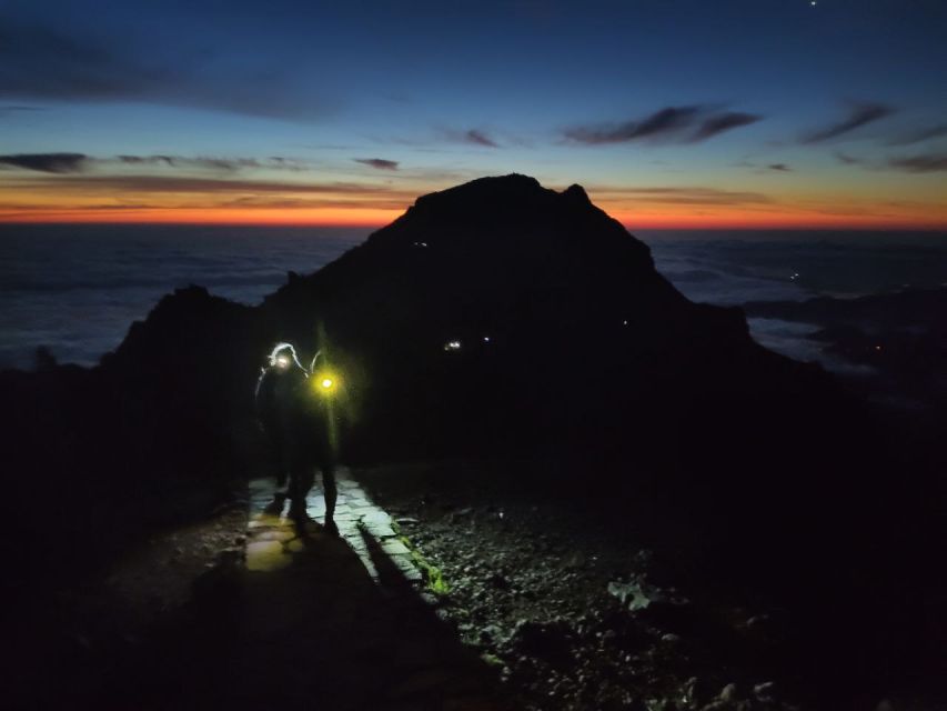 Madeira: Pico Ruivo Guided Sunrise Hike with Hotel Pickup - The one-hour descent in daylight