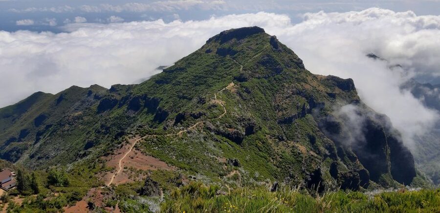 Madeira: Private Guided Achadas Teixeira - Pico Ruivo PR1.1 - The price, cancellation terms, and overall value