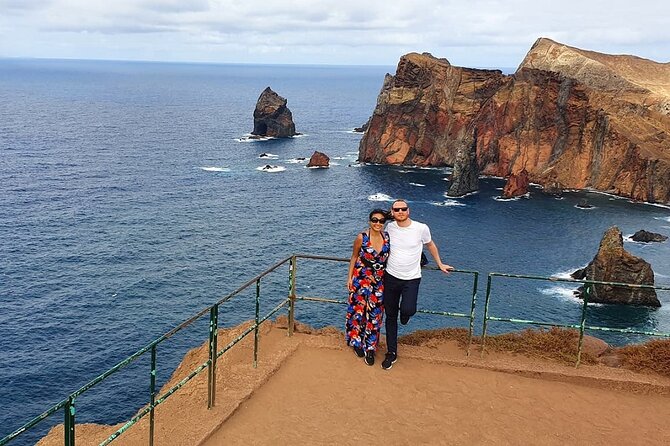 Madeira Private Jeep 4x4: Old Forest Full-Day Tour incl Pico Arieiro - Guindaste’s cliffs and Porto Santo views