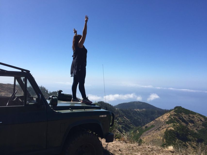 Madeira Safari Private 4x4, Full Day Santana or Porto Moniz - Adding a levada walk without turning the day into a hike