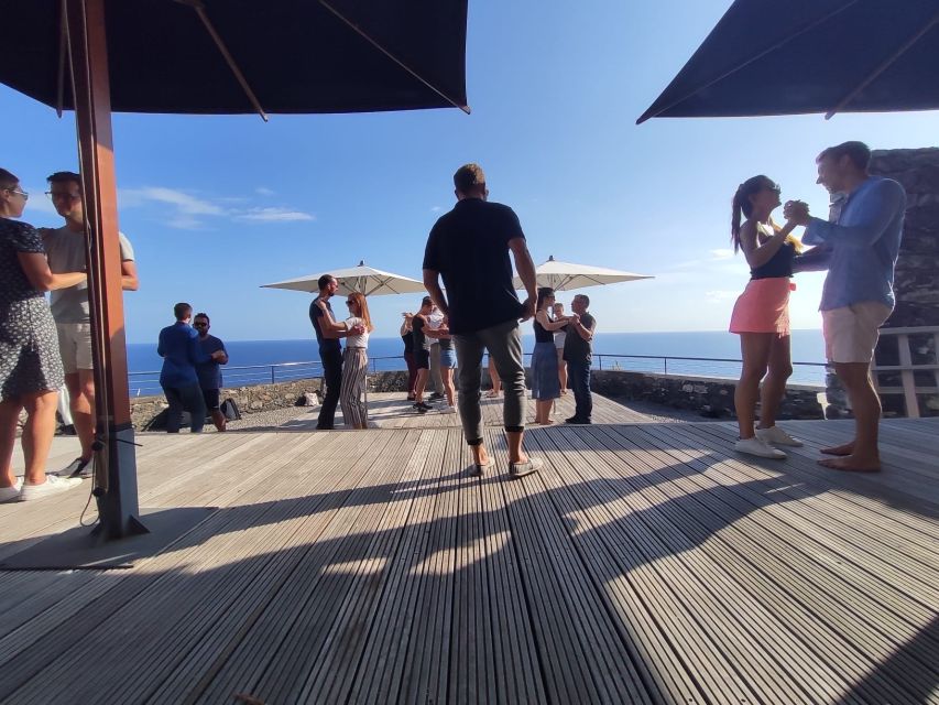 Madeira: Salsa and Bachata dance and discovery experience - Who will enjoy this most