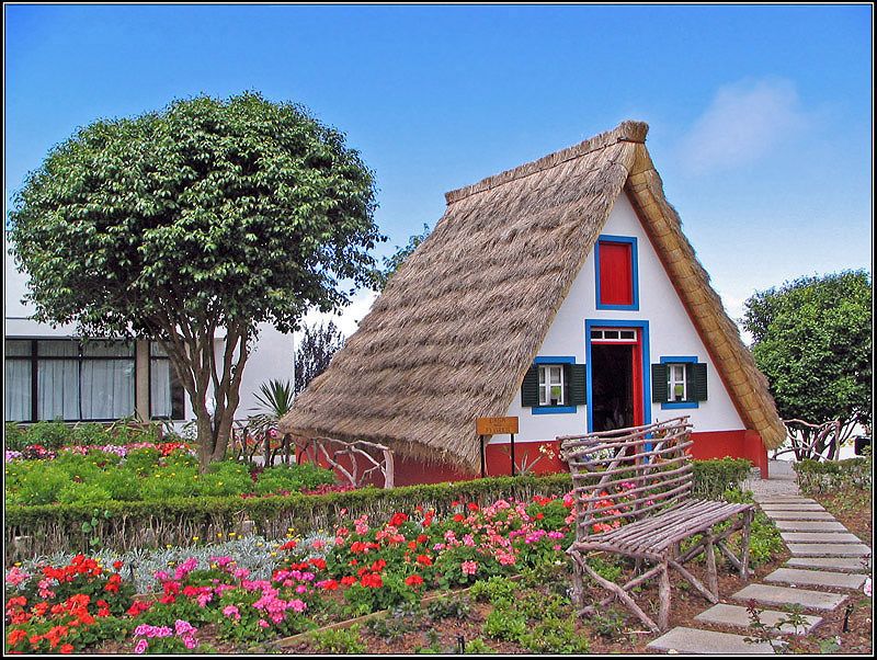 Madeira: Santana 6-Hour Full-Day Tour - Portela and Eagle’s Cliff