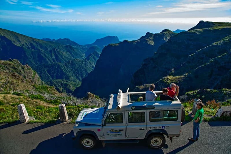 Madeira: Santana Jeep Safari and Balções Levada Walk - Pico do Areeiro at 1,818 meters