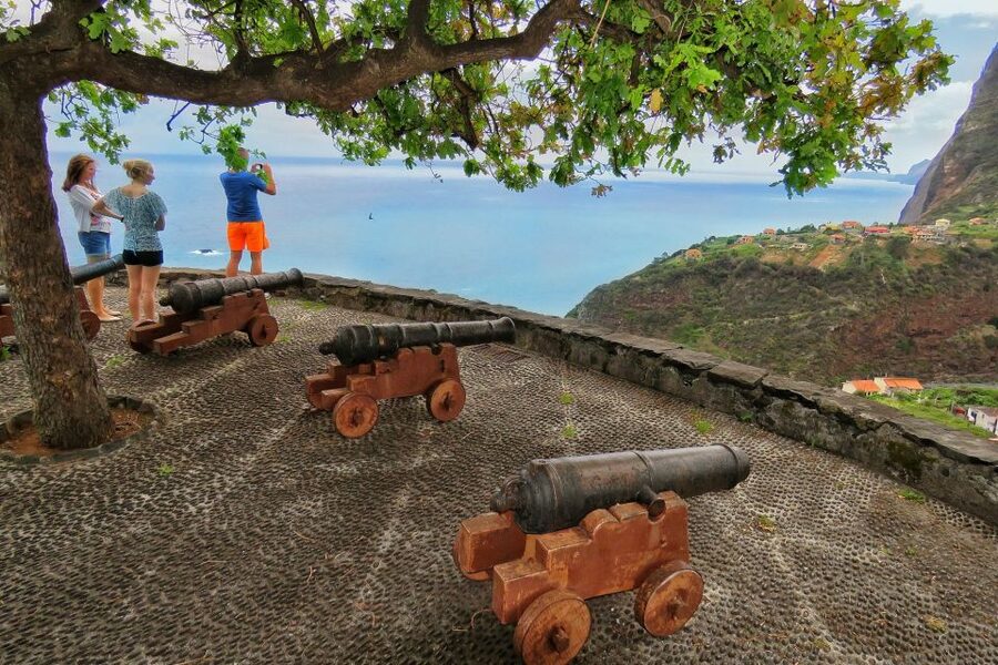 Madeira : Santana & Peaks full day tour by Open 4x4 - Why the open 4x4 makes sense in Madeira