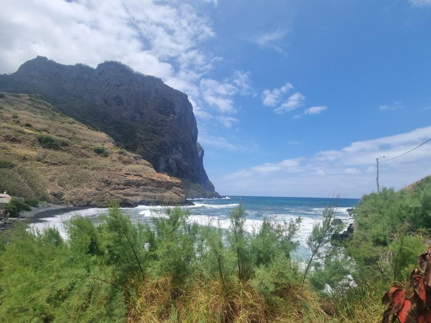 Madeira : Santana, Pico Arieiro, walk full day 4x4 Jeep tour - Price, group size and practical value