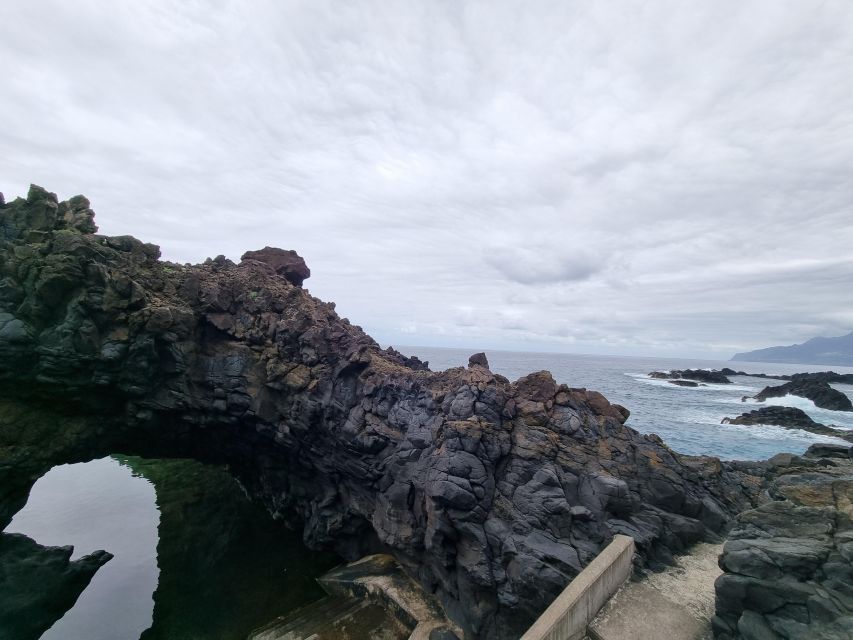 Madeira : SkyWalk, Fanal, Natural Pools 4x4 Jeep Tour - Seixal and São Vicente show Madeira’s north coast
