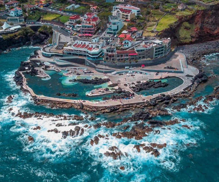 Madeira: Skywalk, Porto Moniz, Seixal, and Fanal 4WD Tour - Paúl da Serra above the clouds