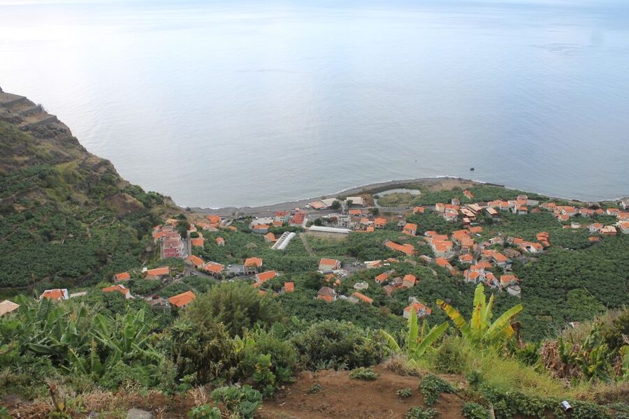 Madeira : Southwest coast, Run & Anjo´s Waterfall 4x4 Tour - Paul do Mar and Jardim do Mar are the coastal highlights