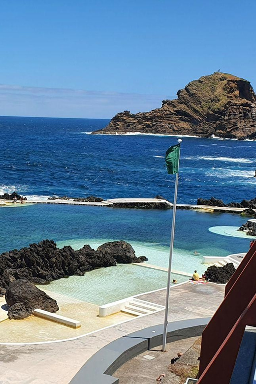 MADEIRA TOUR - PORTO MONIZ WEST TOUR AMAZING SWIMMING POOLS - Cabo Girão: glass under your feet