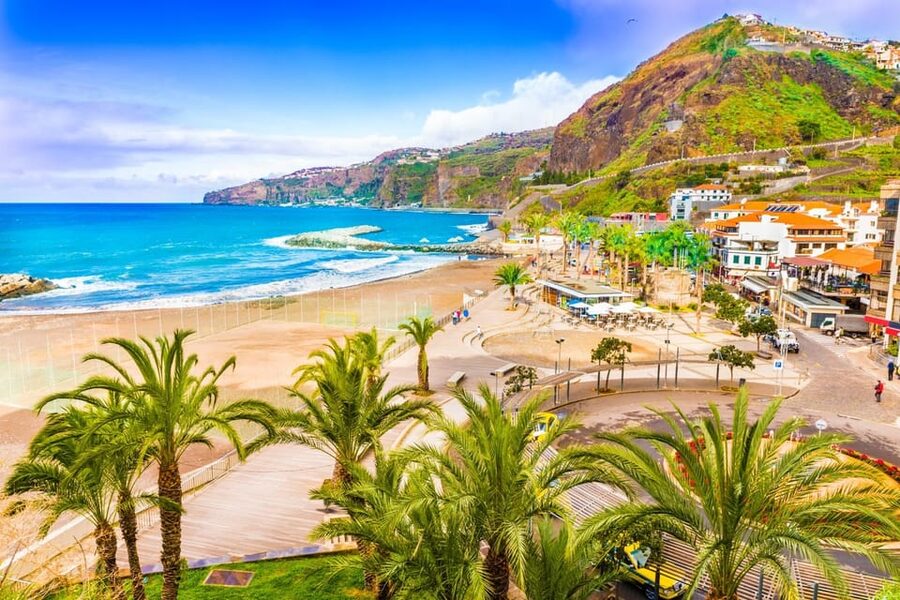 MADEIRA TOUR - PORTO MONIZ WEST TOUR AMAZING SWIMMING POOLS - Ribeira Brava and the climb to Paúl da Serra