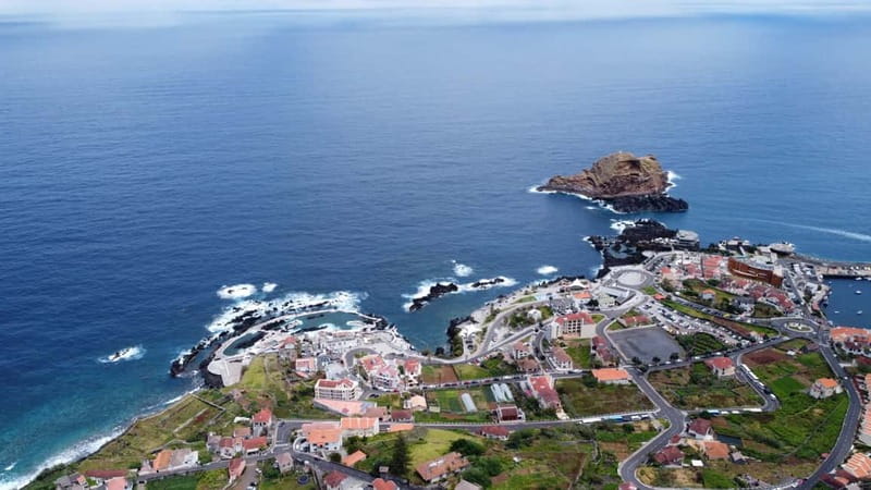 Madeira: West and East Madeira Top Highlights Tour - Ponta de São Lourenço begins the day