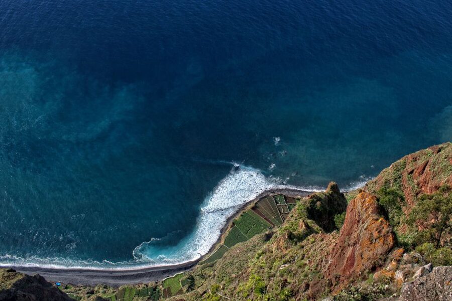 Madeira: Western Madeira Guided Trip & Fanal Mystic Forest - Véu da Noiva: a waterfall finish