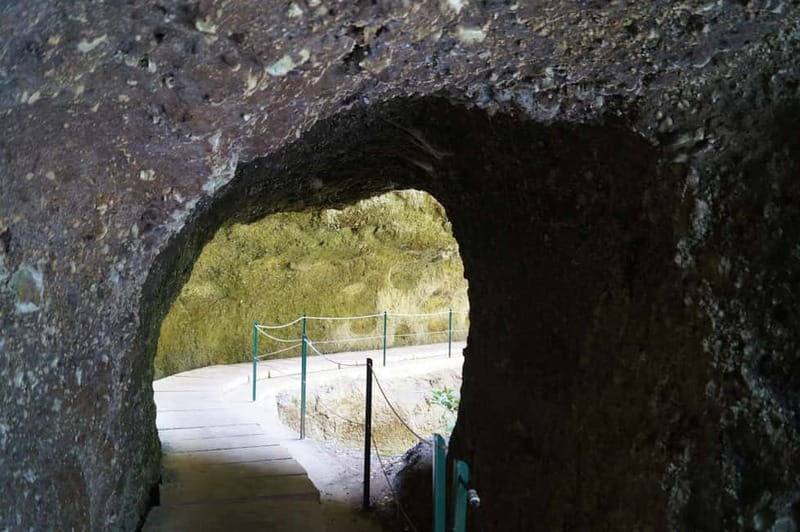 Madeira: Wet your hair in the amazing Levada Nova / Moinhos - Why Madeira’s levadas make this walk special