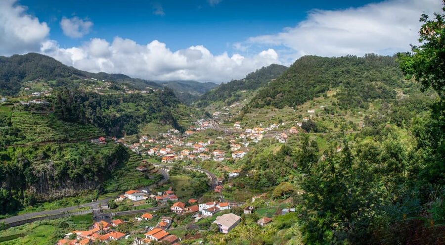 Maroços Madeira Island Levada Walk - Leaving Funchal for Machico