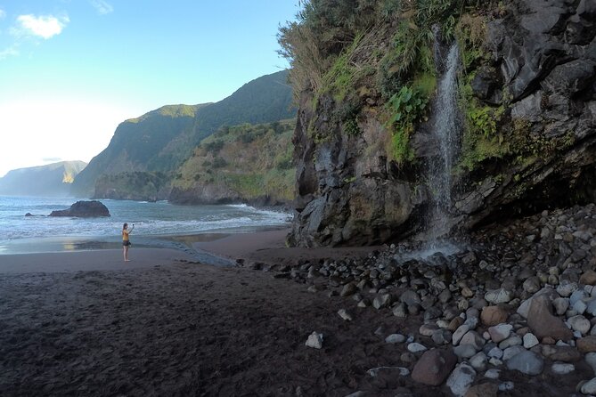 Natural Pools and Waterfalls Private Tour - Poça das Lesmas and the volcanic pools near Seixal