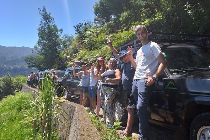 North Tour & Wine Tasting - 4x4 (Small Groups) - Santana shows Madeira’s famous thatched homes