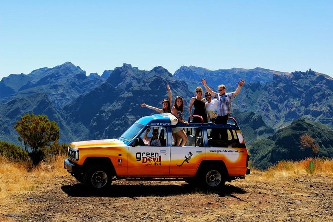 Northwest Terraces and Volcanic Pools 4x4 Full Day Tour - Porto Moniz: lunch and the famous lava pools