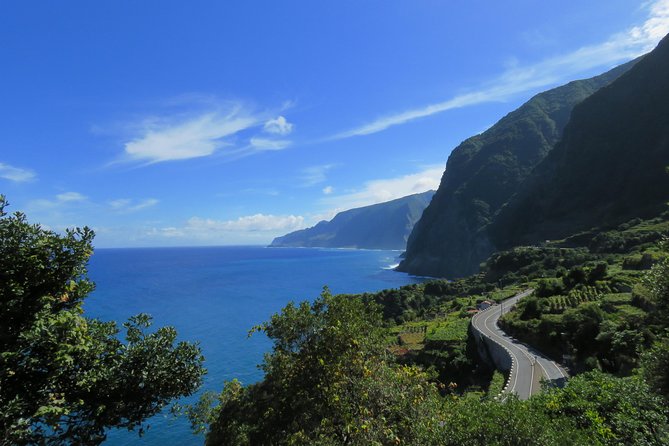 Northwest Terraces and Volcanic Pools 4x4 Full Day Tour - Seixal and Poça das Lesmas