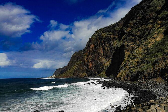 Oldtimer Sightseeing Tour in the West and Northwest - Ribeira Brava and Ponta do Sol slow the pace