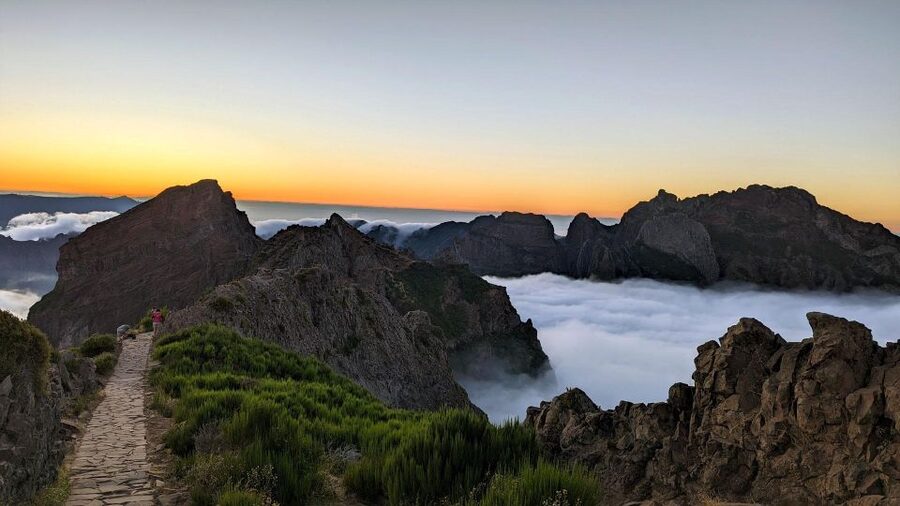 Pico do Arieiro in 4h: Immersive Private Experience (Cabrio) - Practical details before you reserve