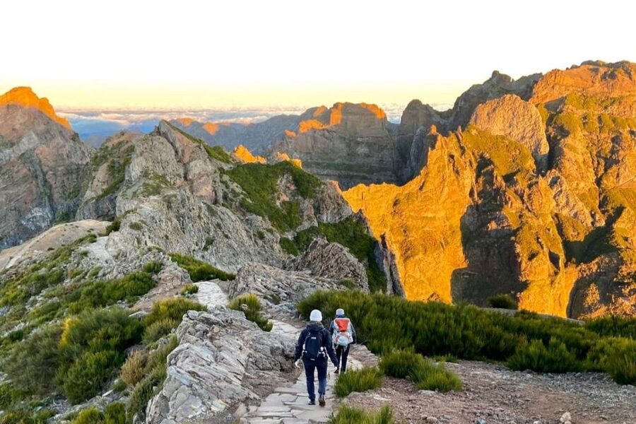 Pico Do Arieiro Pico Ruivo Sunrise or Morning Hike Transfers - Key points to know before booking
