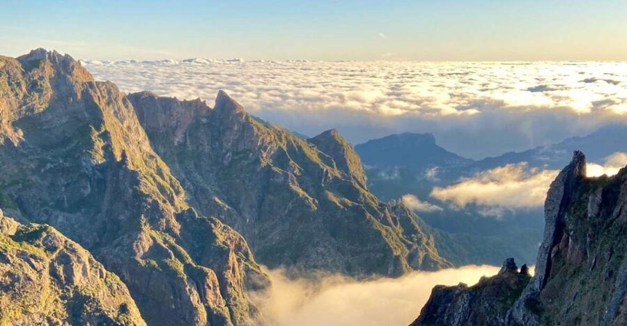 Pico Do Arieiro Pico Ruivo Sunrise or Morning Hike Transfers - Why this Madeira hike is worth your morning