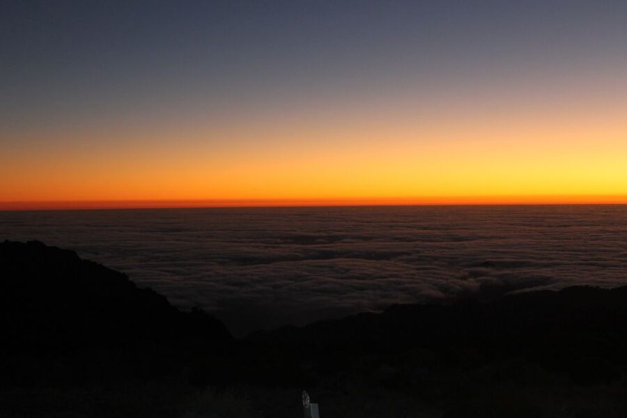 Pico do Arieiro: Private 4x4 Sunrise Trip with Hot Drinks - Why Pico do Arieiro works so well at sunrise