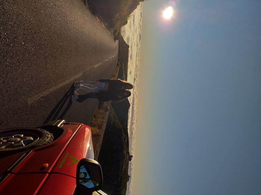 Pico do Arieiro: Private 4x4 Sunrise Trip with Hot Drinks - Cloud, fog, and the limits of a mountain sunrise