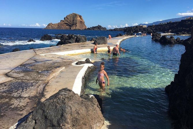 Porto Moniz - Natural Swimming Pools - Porto Moniz: swim, eat, and watch the Atlantic