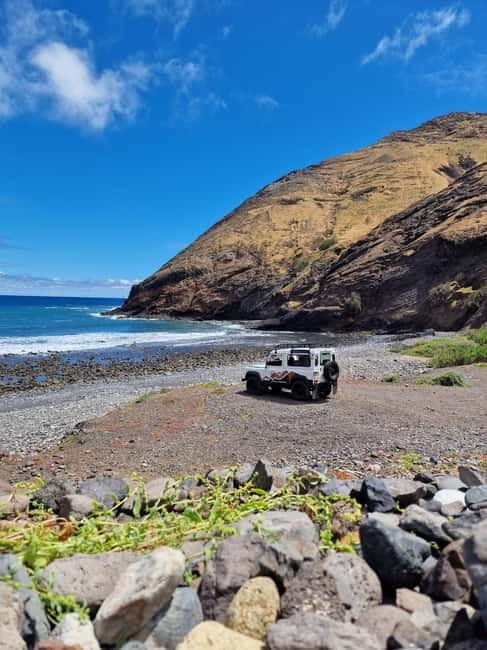 Porto Santo: Island Highlights 4x4 Tour with Hotel Transfers - What makes this Porto Santo tour worth your day