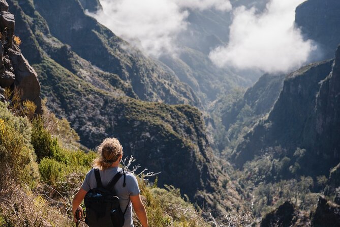 PR1 Pico do Arieiro Self-Guided Hiking Transfer (Morning slot) - Moving from PR1 to the Vereda do Burro trail