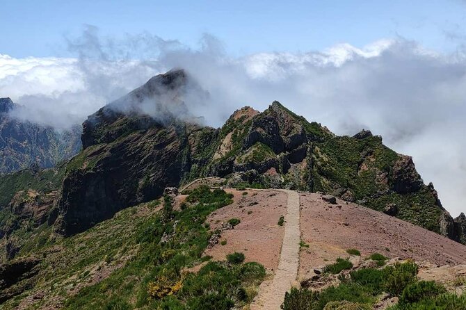 PR1 Pico do Arieiro Self-Guided Hiking Transfer (Morning slot) - Seven kilometers toward Funchal Ecological Park
