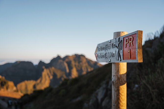 PR1 Pico do Arieiro Self-Guided Hiking Transfer (Morning slot) - The price and what you receive