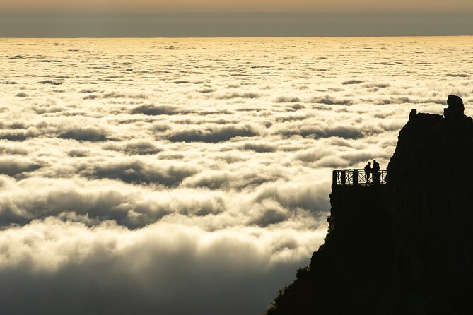 PR1 Sunrise Pico do Arieiro Self-Guided Hiking Transfer - Why this sunrise hike works so well
