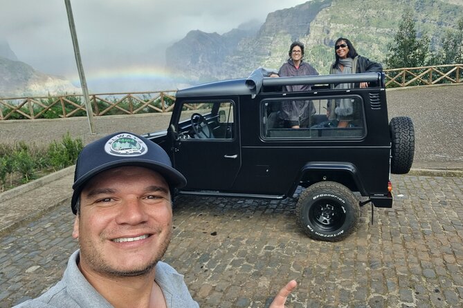 Private 4x4 Jeep Half Day - Picturesque Peaks, Vineyards, Skywalk - Why this short 4x4 tour works well in Madeira