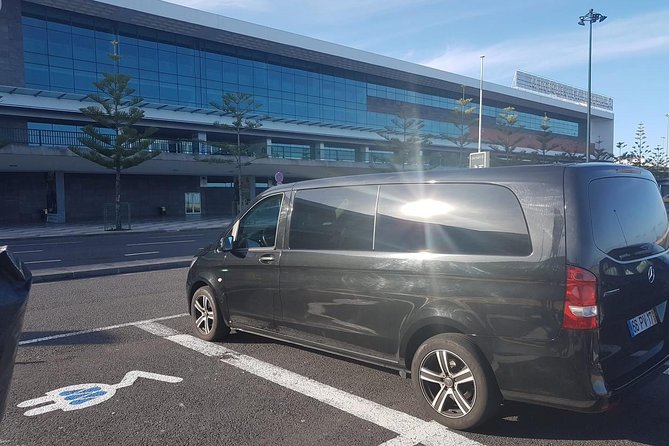 Private airport transfer to Funchal 8 people more return - What is included, and what you need to arrange