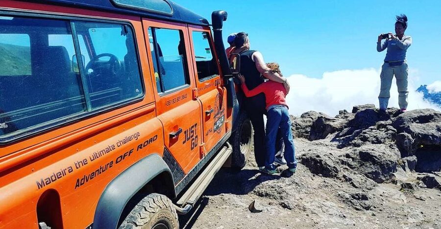 Private Jeep Tour Santana to East-Side - Guindaste viewpoint and the glass platform