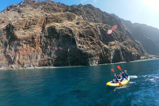 Private Kayak Tour & Snorkeling in Câmara de Lobos - Paddling Out From Câmara de Lobos Bay