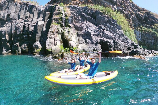 Private Kayak Tour & Snorkeling in Câmara de Lobos - Roberto’s Calm, Personal Guiding Style