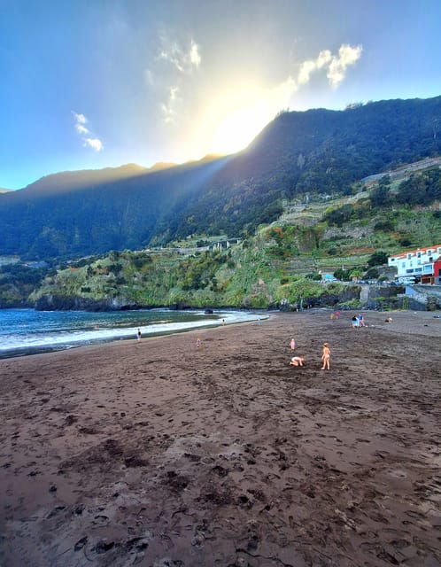 Private Madeira Highlights Full Day Tour - Câmara de Lobos starts the day with fishing-town character