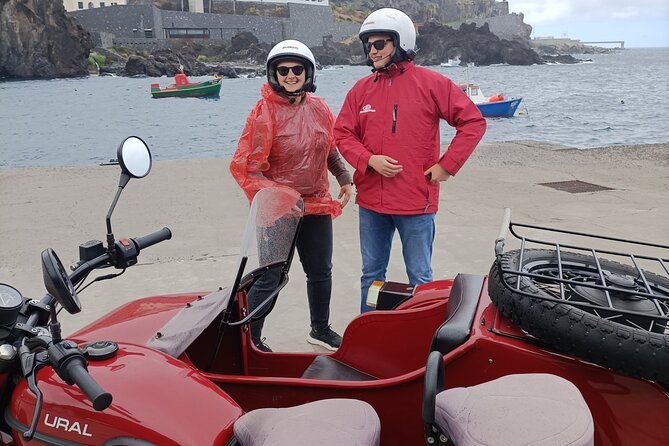 Private Sidecar Tour – Downtown Funchal for 1 or 2 People - Miradouro do Pináculo and the Atlantic view