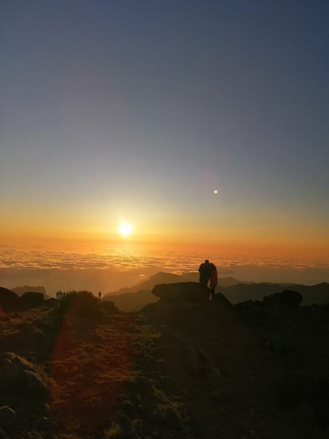 Private Sunrise Hike to Pico Ruivo with Hotel Pickup - Walking 2.3 kilometres to Pico Ruivo