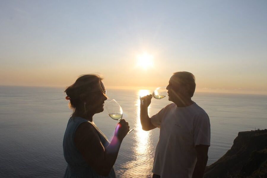 Private Swing Special place w/ Wine and Fruits 4x4 jipe tour - Who will appreciate this Madeira outing
