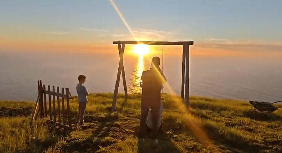 Private Swing Special place w/ Wine and Fruits 4x4 jipe tour - Is the $365 price fair?