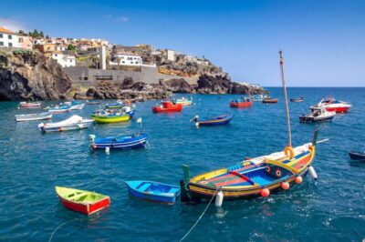 Private tour:Câmara de Lobos Churchill Bay Guided Tuk Tuk